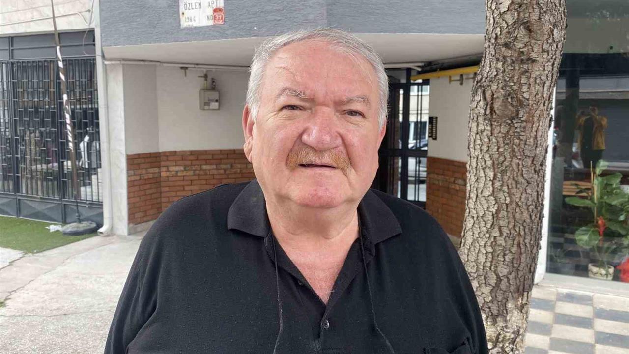 Eskişehir'de Tavus Kuşu Şaşkınlığı: Mahalleli Merakla İzledi