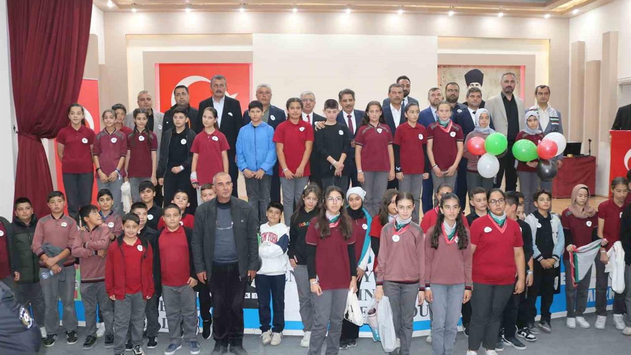 Cihanbeyli'de "Gazze Davası" Programı Düzenlendi