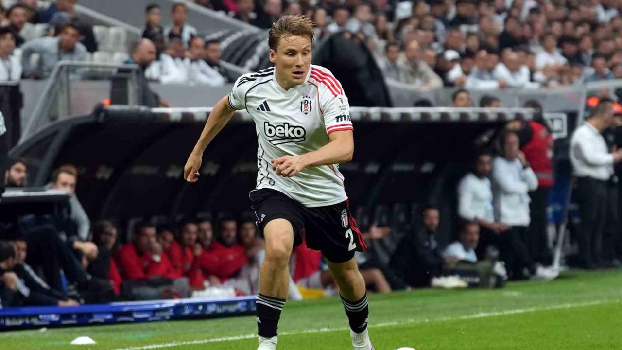 İstanbul'da Beşiktaş ile Gençlerbirliği Maçı: 0-0 Beraberlik