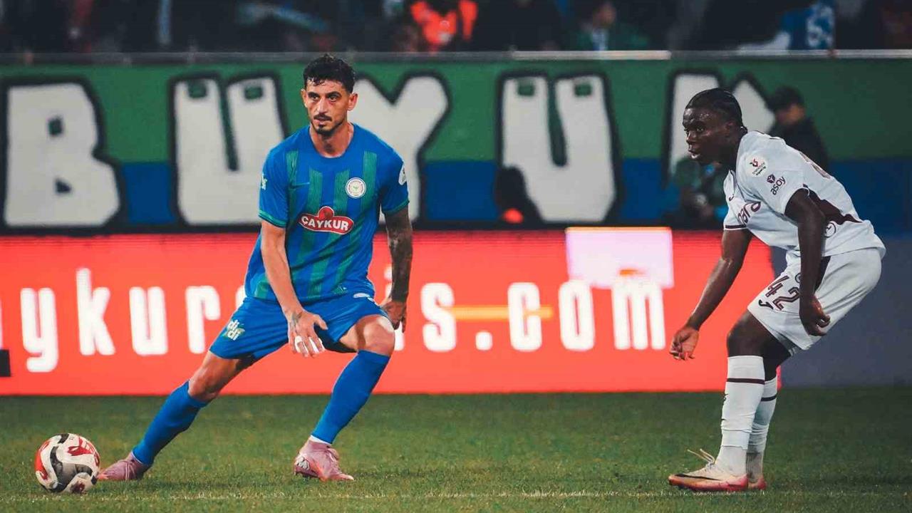 Çaykur Rizespor, Trabzonspor'a 1-2 Mağlup Oldu
