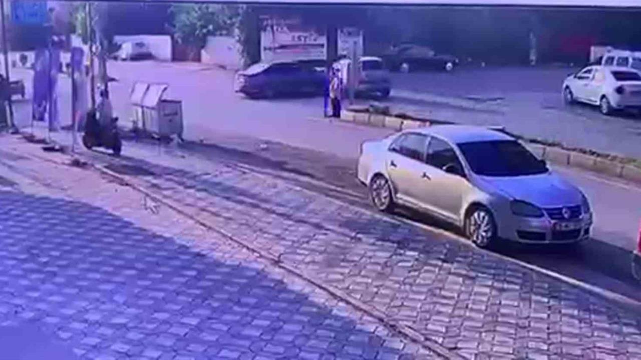 Hatay'da Otomobil Çarpışması: 2 Yaralı