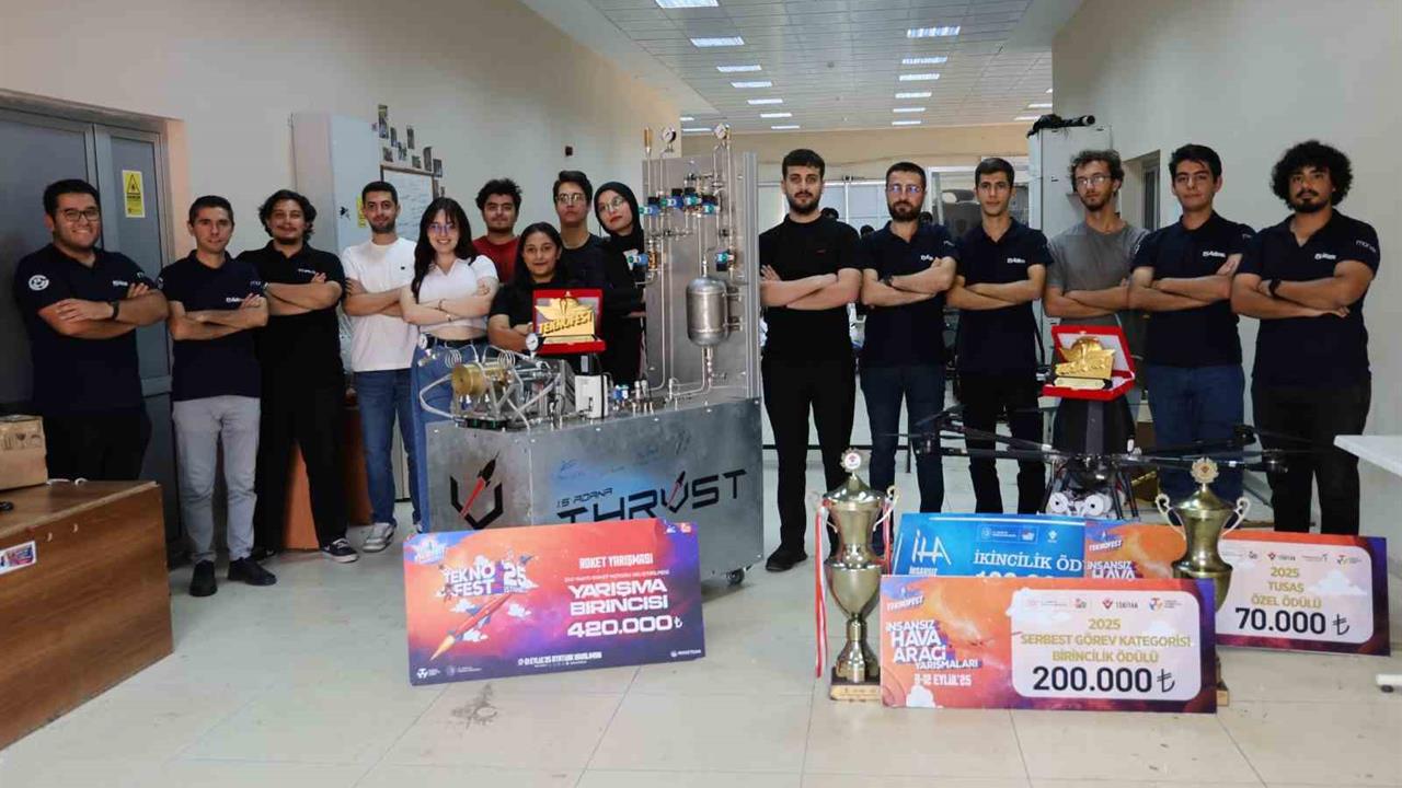 Adana'da Şampiyon Öğrencilerin Hedefi Uzay