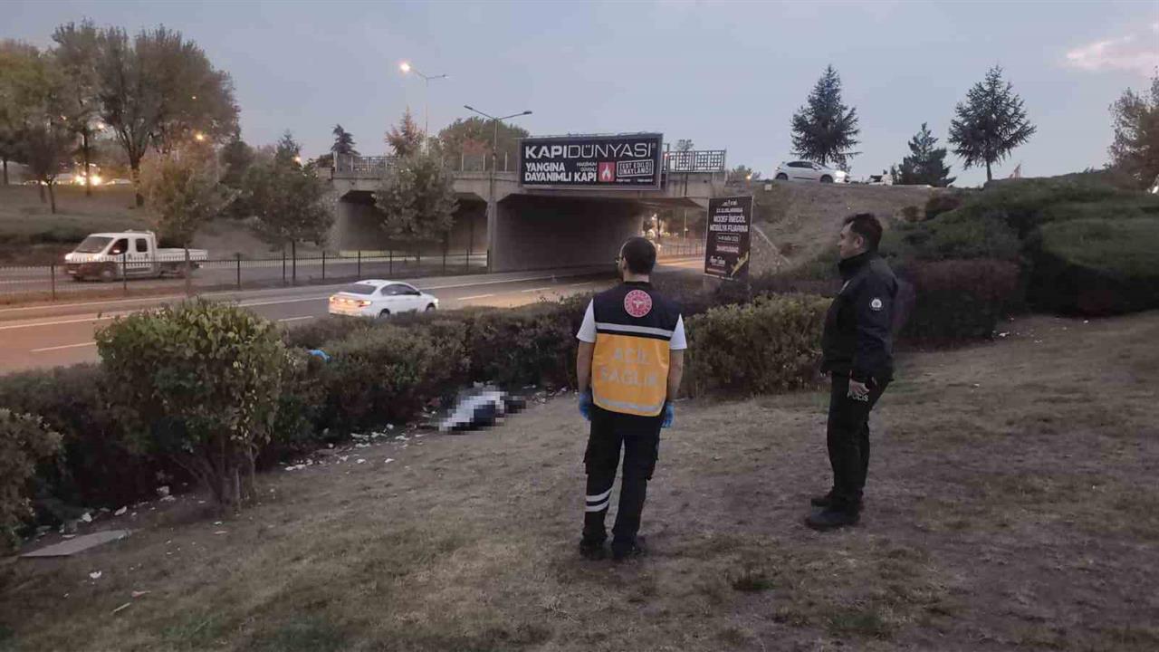 Kavşakta bulunan cansız bedenin kimliği tespit edildi - BURSA