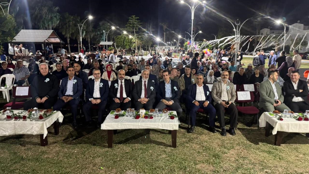 Bozyazı'da Peygamberimiz ve Aile Ahlakı Konulu Konferans Verildi