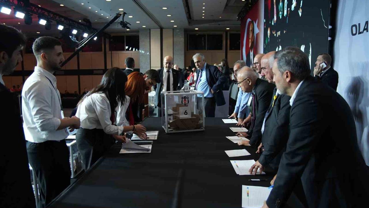 Beşiktaş’ta oy verme işlemi sona erdi - İSTANBUL
