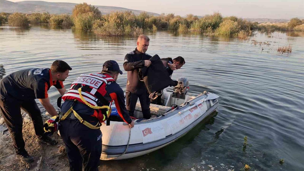 Batman'da Baraj Kapakları Açıldı: Aile Mahsur Kaldı