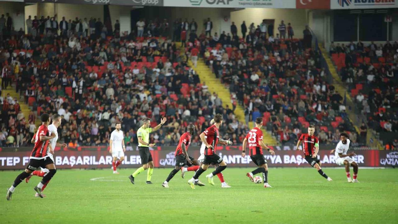 Gaziantep FK, Antalyaspor'u 3-2 Mağlup Etti