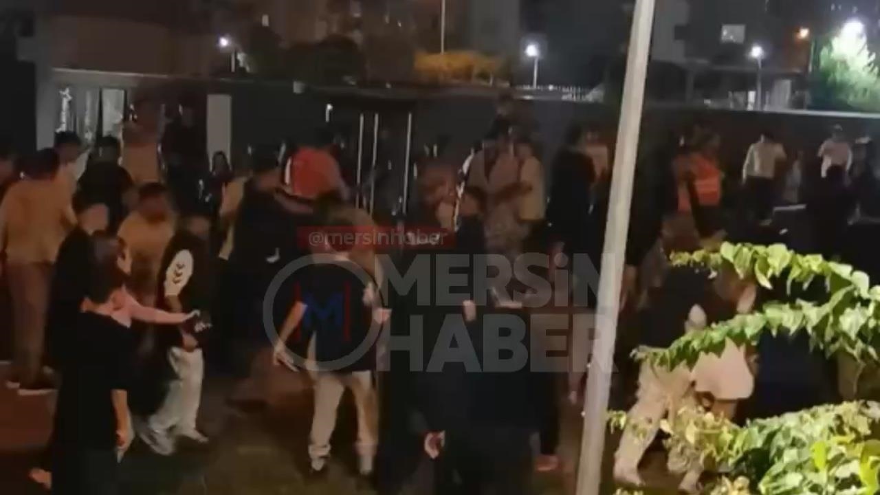 Mersin Mezitli Soli'de Konser Çıkışı Kavga
