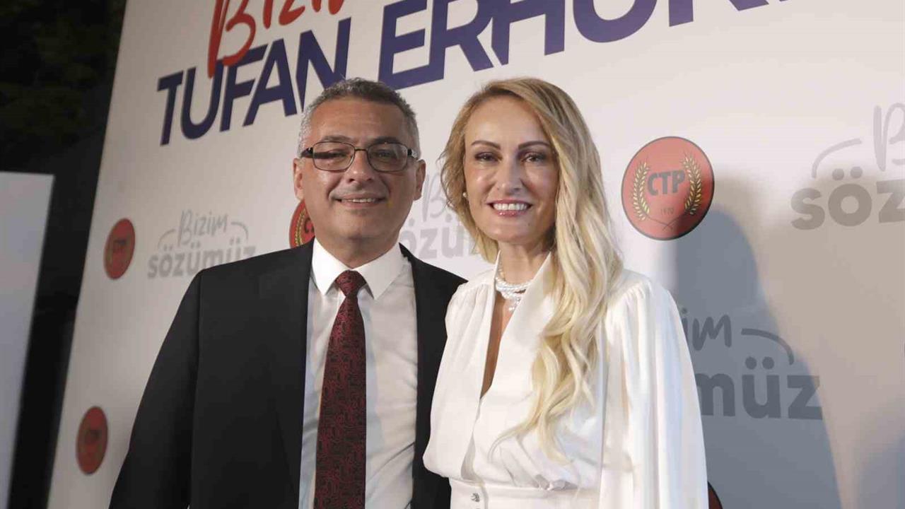 KKTC’nin yeni Cumhurbaşkanı Erhürman’dan zafer mitingi - LEFKOŞA