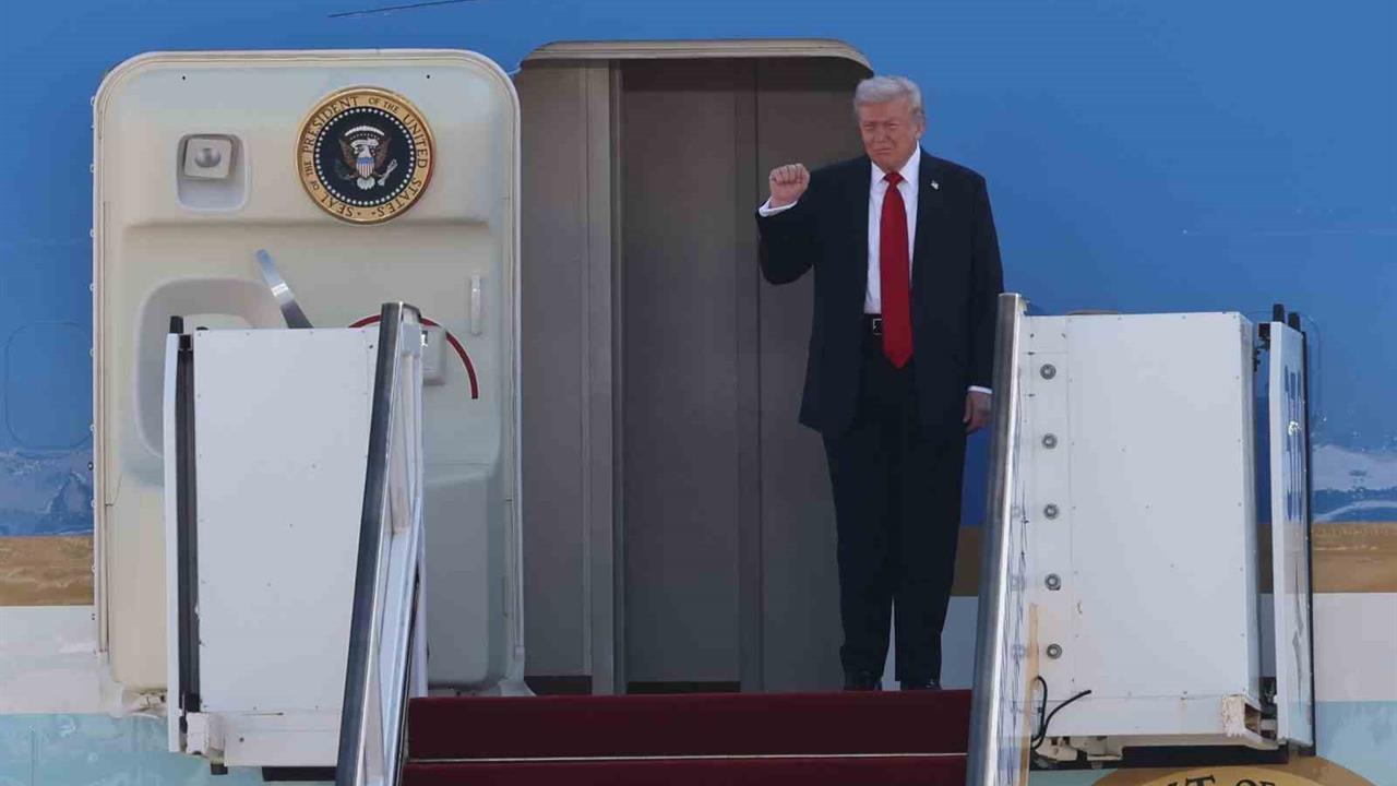 ABD Başkanı Trump: "Kolombiya’ya yapılan tüm ödemeleri durduruyorum" - WASHINGTON