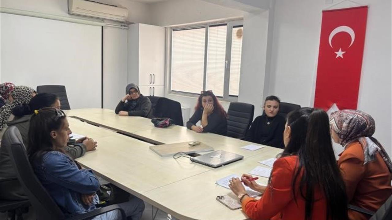 Bilecik'te Yaşlılık ve Toplumsal Hayat Söyleşisi Düzenlendi