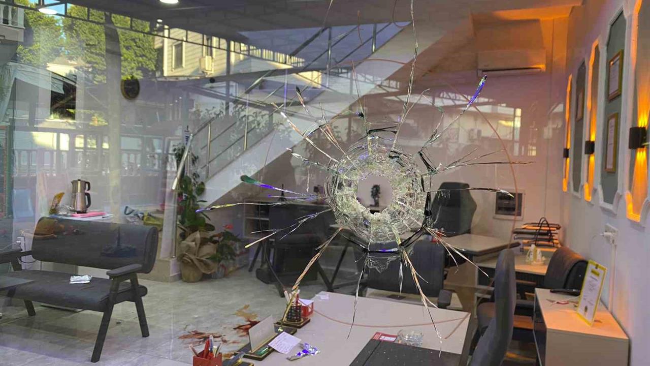 Antalya’da silahlı kavga: 2 ölü, 1 yaralı