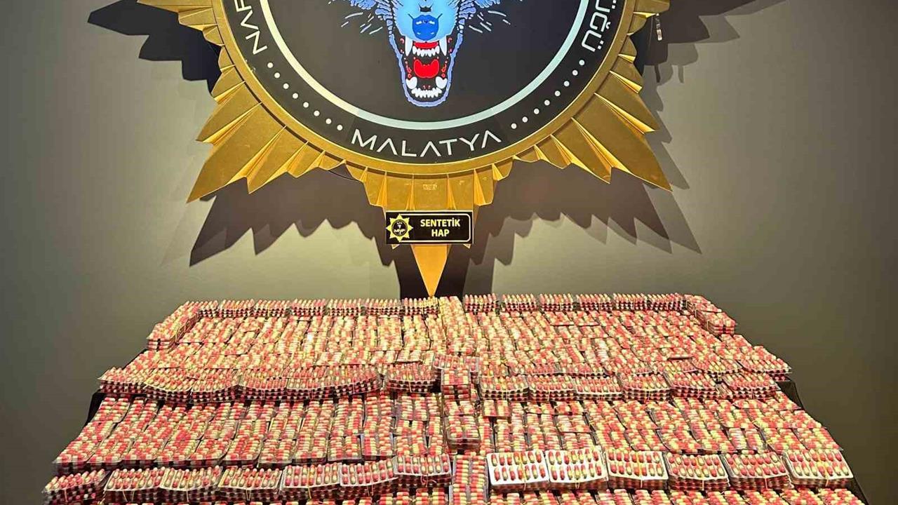 Malatya’da torbacı operasyonu: 22 bin 440 hap ele geçirildi