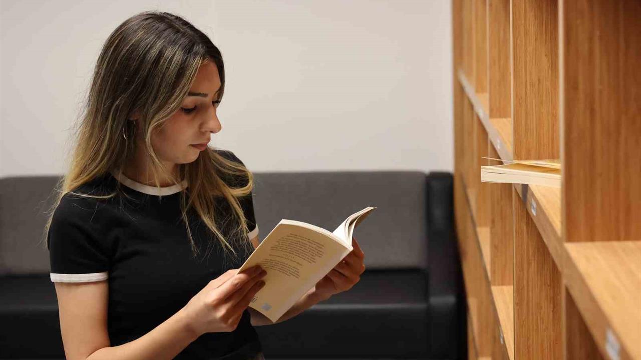 Öğrenciler uygun fiyata otel konforunda hizmet alıyor - ANTALYA