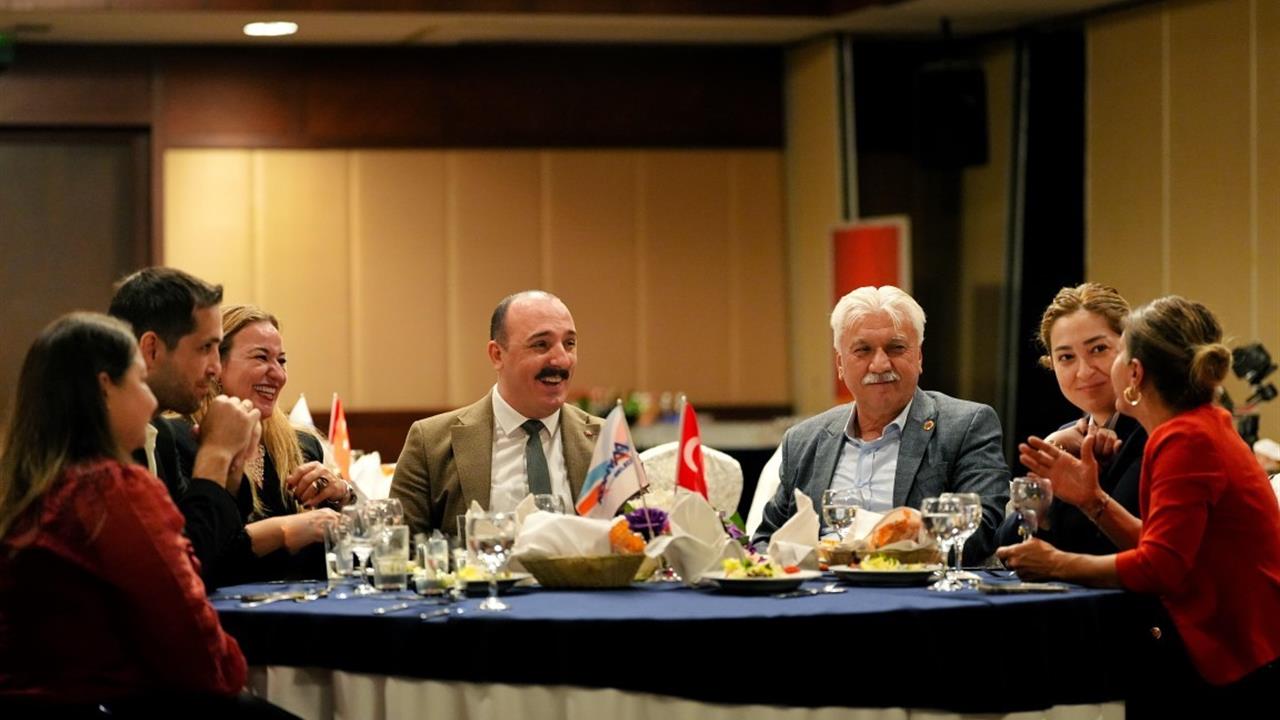 Başkan Kotan’dan muhtarlara: "Sizler demokrasinin mihenk taşlarısınız" - ANTALYA