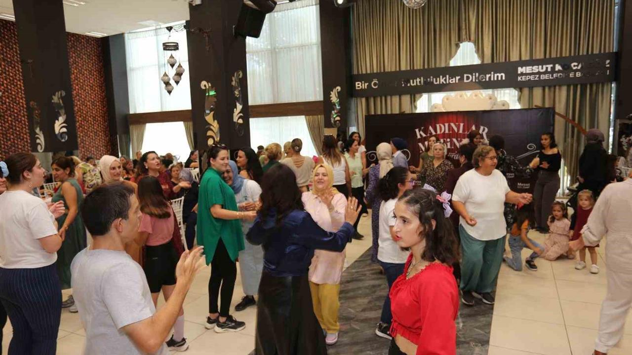 Kepez'de Kadınların Dayanışma Günü: Matine Etkinliği Gerçekleşti