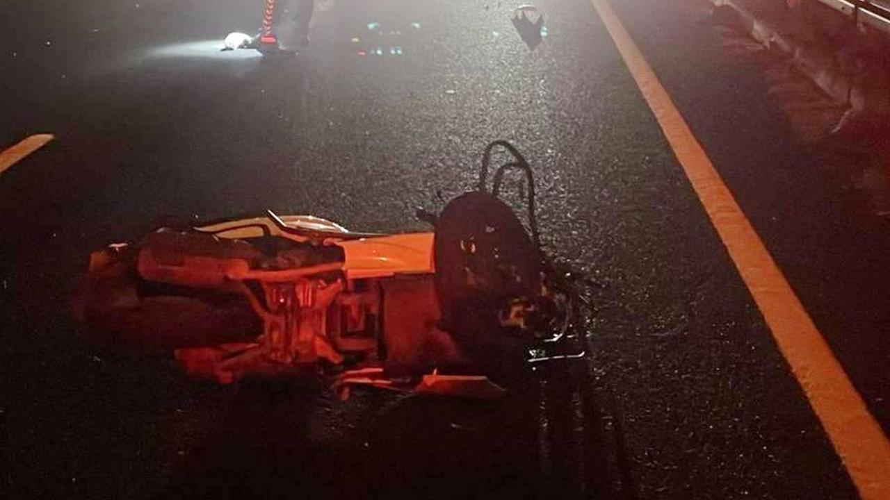 Manisa’da devrilen motosikletin sürücüsü hayatını kaybetti