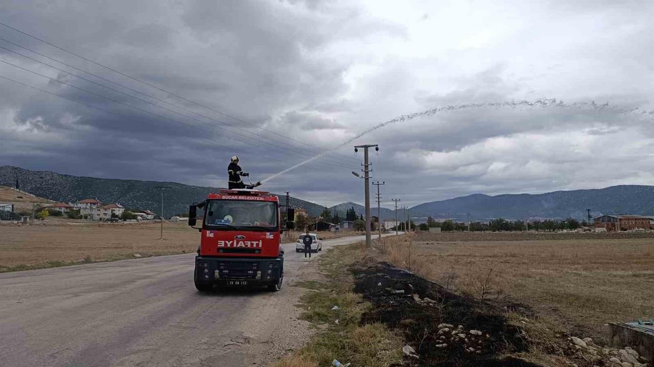 Bucak’ta arazi yangını - BURDUR