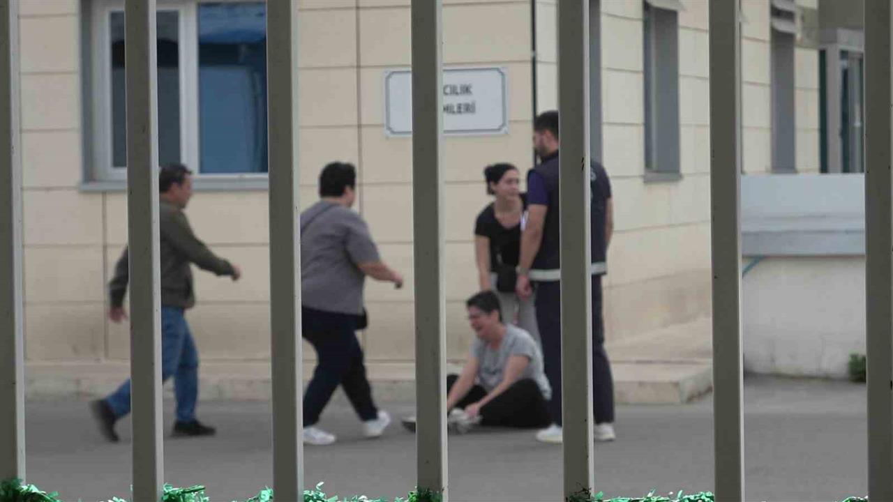 27 yaşındaki genç parkta ölü bulundu annenin feryadı yürekleri dağladı - ANTALYA