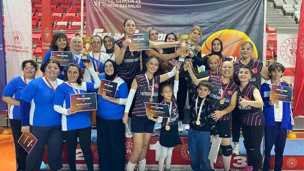 Erzincan'da Voleybolda Şampiyonlar Belli Oldu