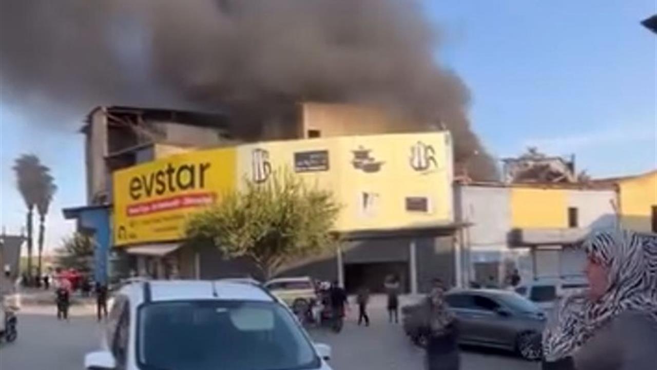 Adana'da Tekstil Atölyesinde Yangın Çıktı, Söndürüldü