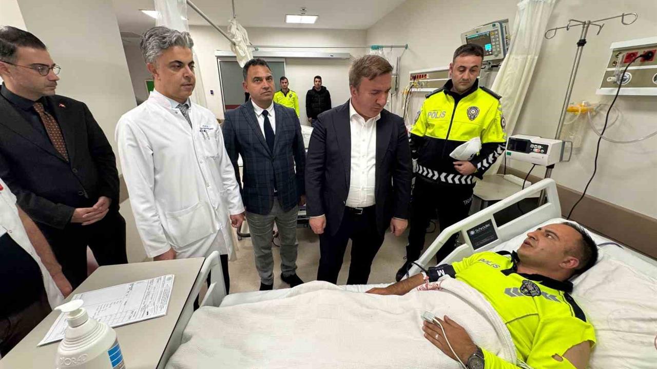 Tercan’da Takla Atan Polis Aracında 3 Yaralı