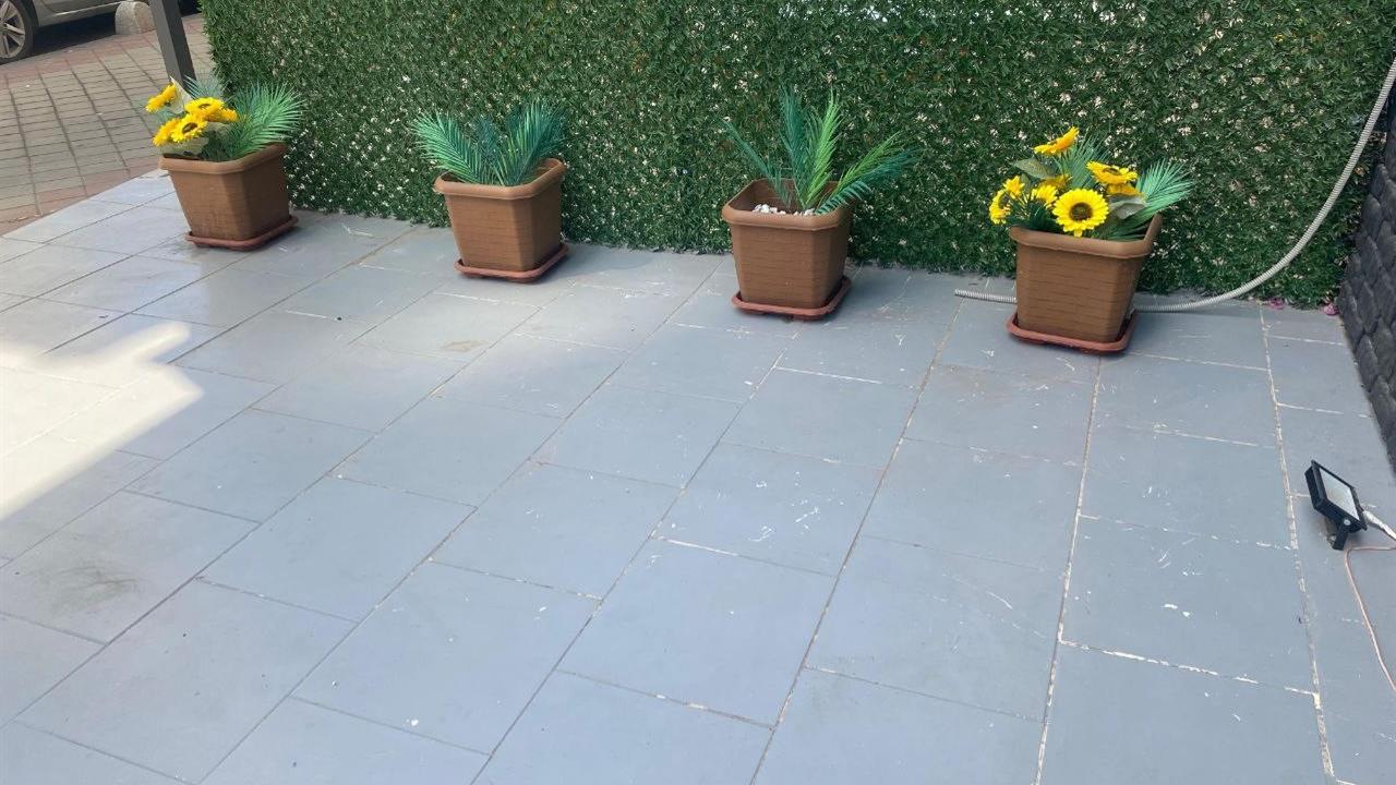 Adana'da Hırsızlık: Yapay Çiçekler Çalındı