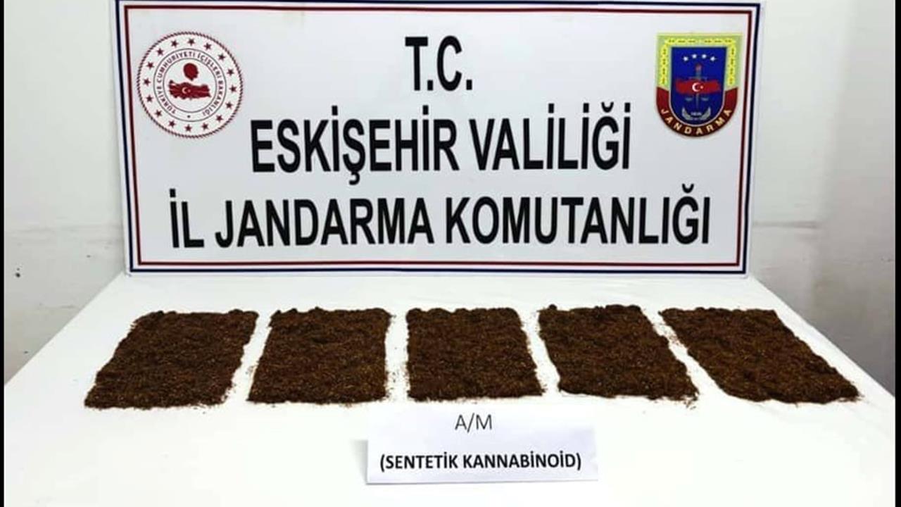 Eskişehir'de Uyuşturucu Taşırken Yakalandılar: 1 Tutuklama
