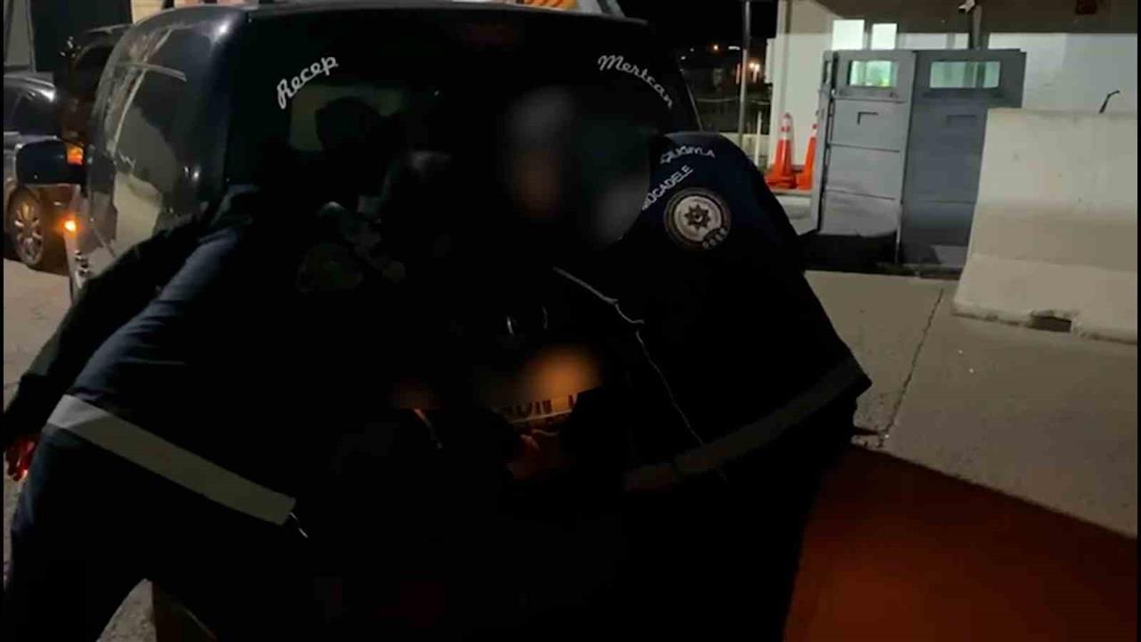 Sivas'ta Göçmen Kaçakçılığı Operasyonu: 4 Tutuklama