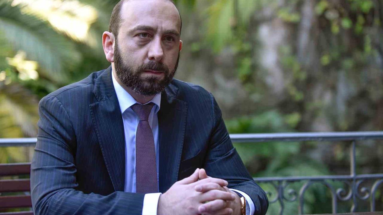 Ermenistan Dışişleri Bakanı'ndan Türkiye Açıklaması: Diyalog İyi