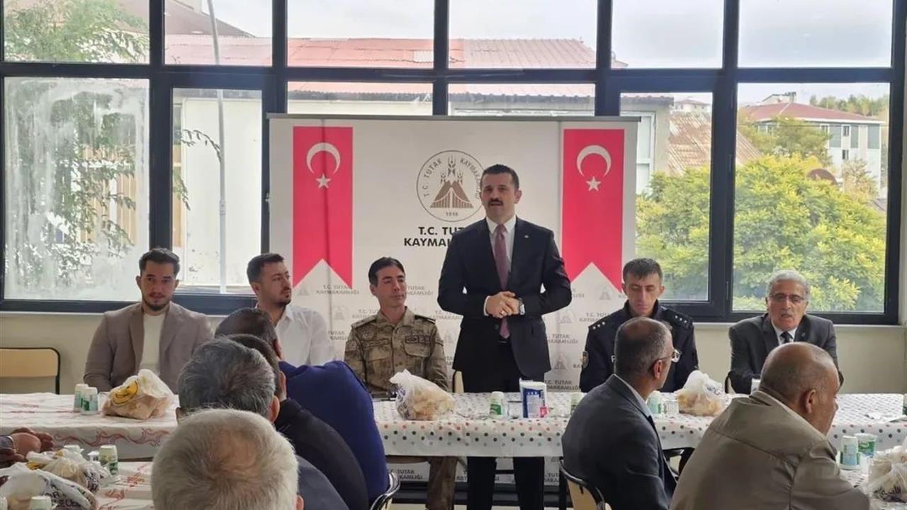 Tutak'ta Muhtarlar Günü Kutlaması Yapıldı