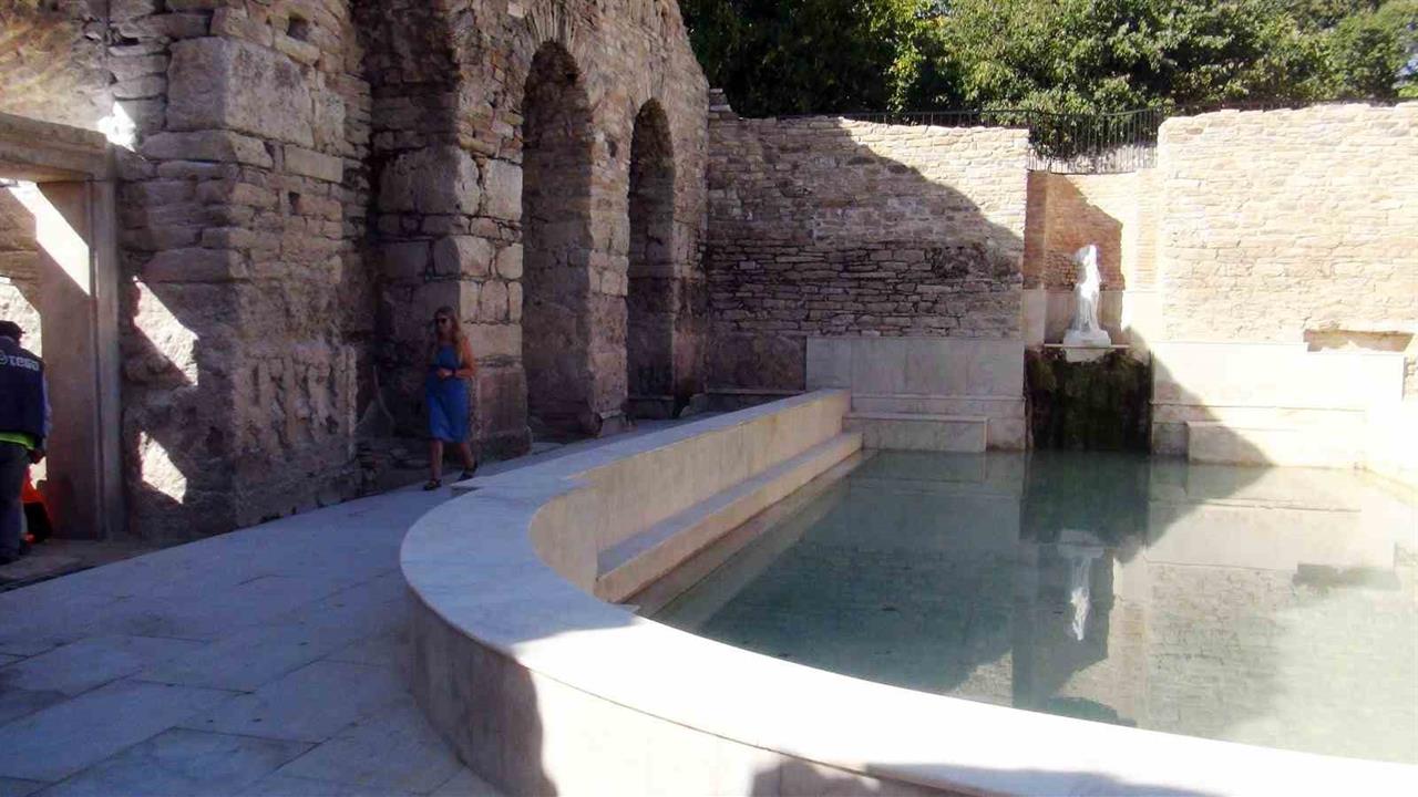 Muğla'da Stratonikeia Antik Kenti'ne Ziyaretçi Akını