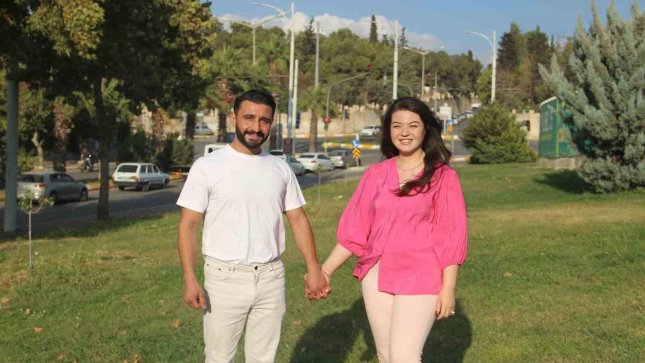 Şanlıurfa'da Çeyiz Taşıma Merasimi: At Arabasıyla Sade Bir Kutlama