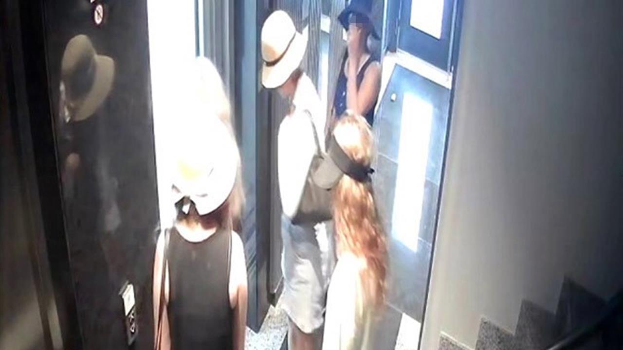 İstanbul'da Hırsızlık Yapan 4 Kadın Yakalandı