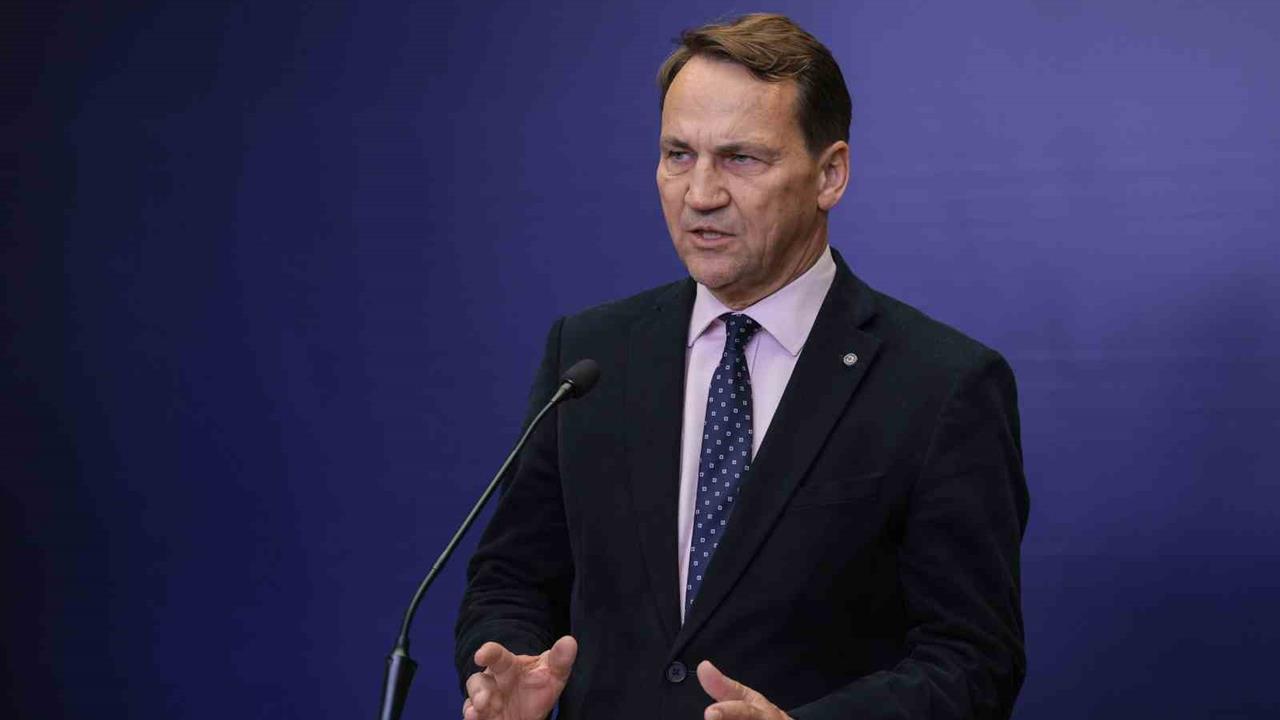 Polonya'dan Putin'e Uyarı: Trump Görüşmesi Öncesi Kritik Mesaj