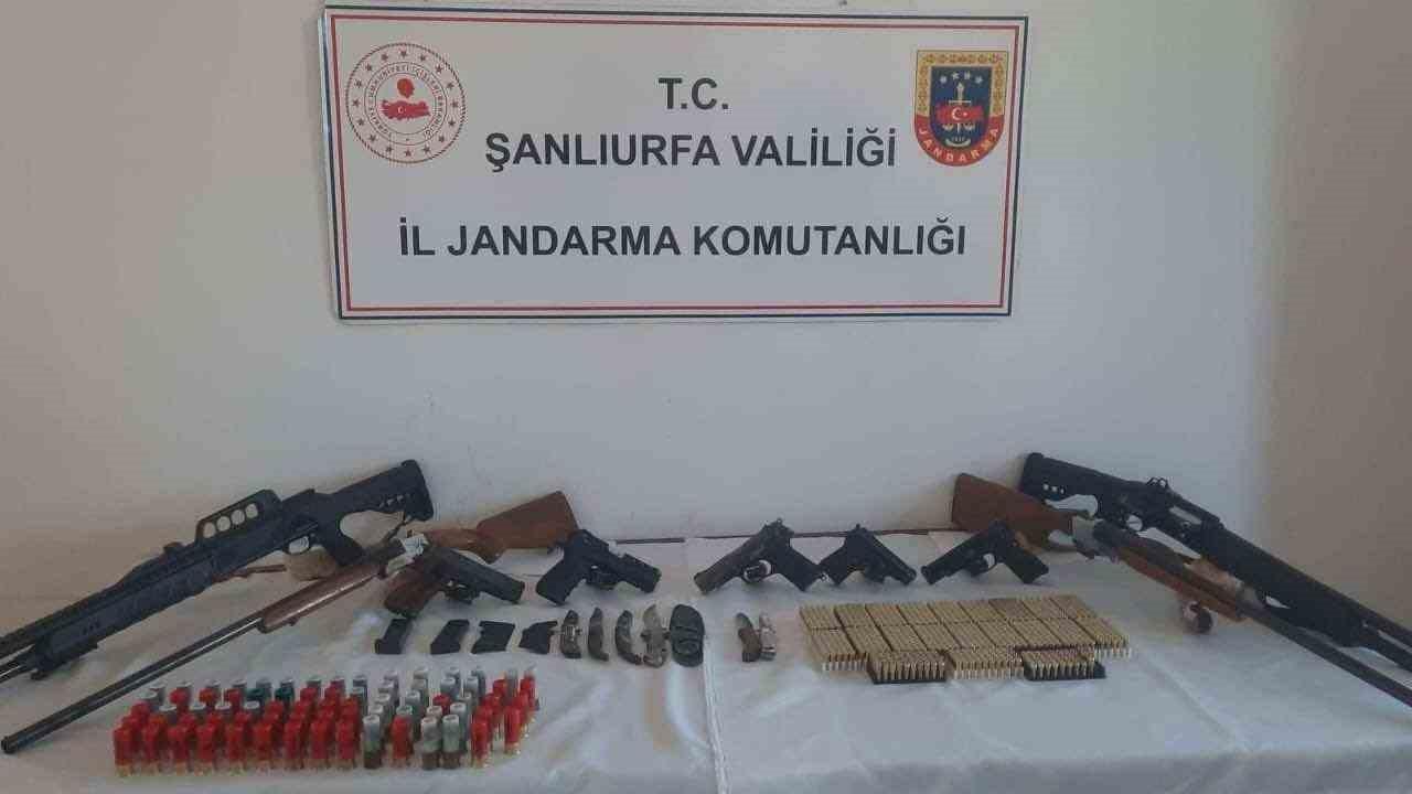 Şanlıurfa'da Düğünde Havaya Ateş: 4 Gözaltı, 9 Silah Ele Geçirildi