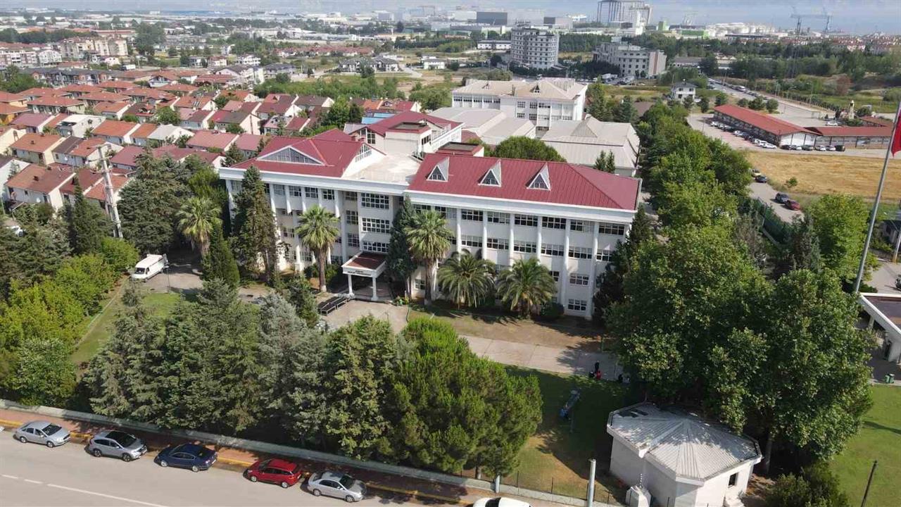 Kocaeli Sağlık ve Teknoloji Üniversitesi, TÜRKÜNİB'e Katıldı