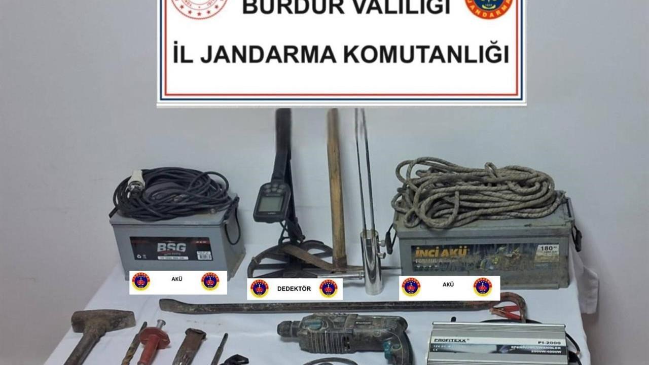 Burdur'da Kaçakçılık Operasyonu: 7 Gözaltı