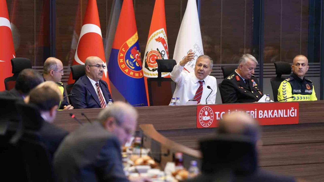 Trafik Kanunu 2026'da Yürürlüğe Girecek: Cezalar Artıyor