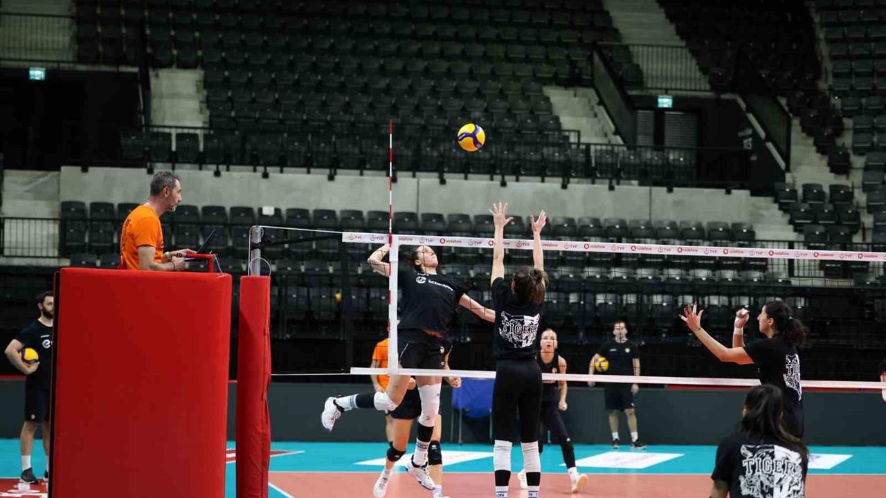 Eczacıbaşı Dynavit Derbi Heyecanında Hazır