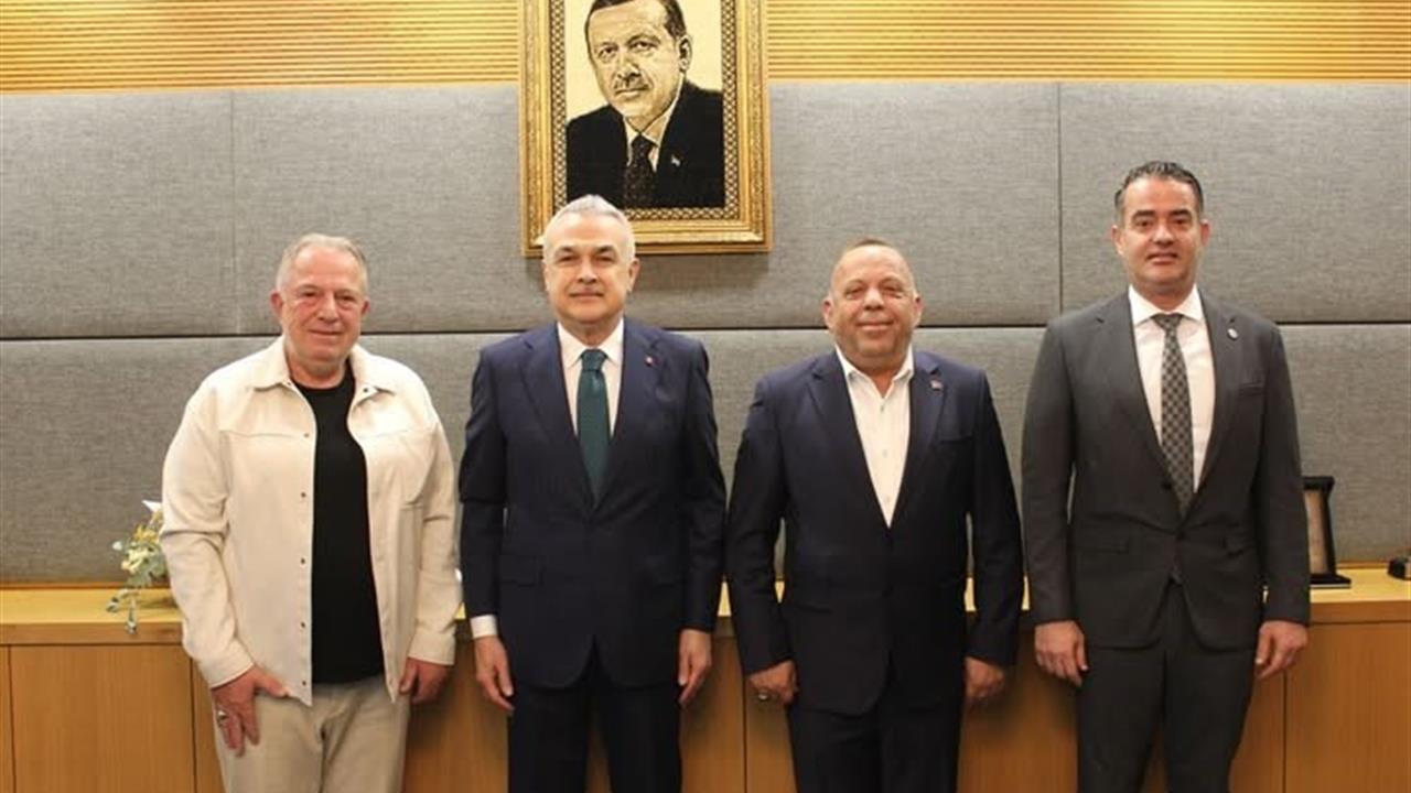 Aydın'da CHP'li Başkanlardan AK Partili Vekile Sürpriz Ziyaret