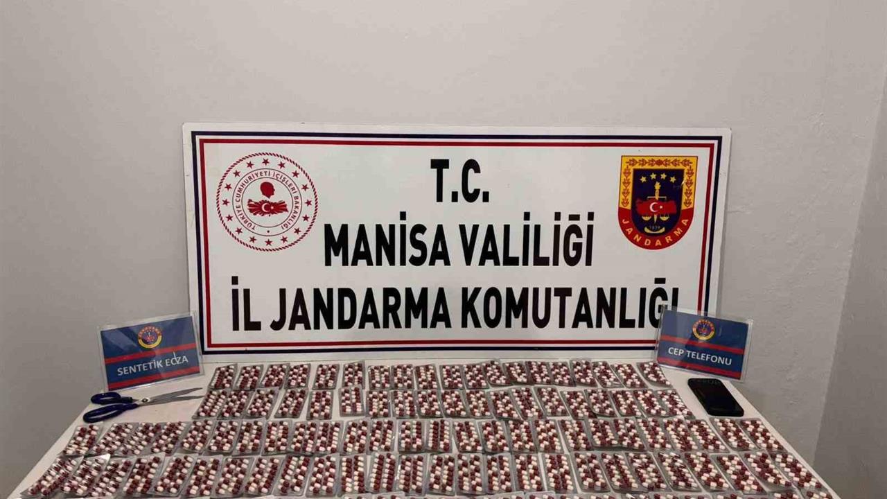 Manisa'da Motosikletli Uyuşturucu Şüphelisi Yakalandı