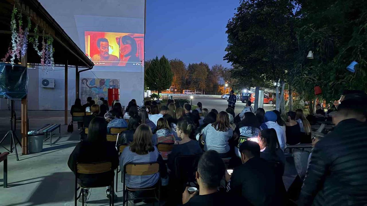 Atça’da Öğrenciler Doğayla Buluştu