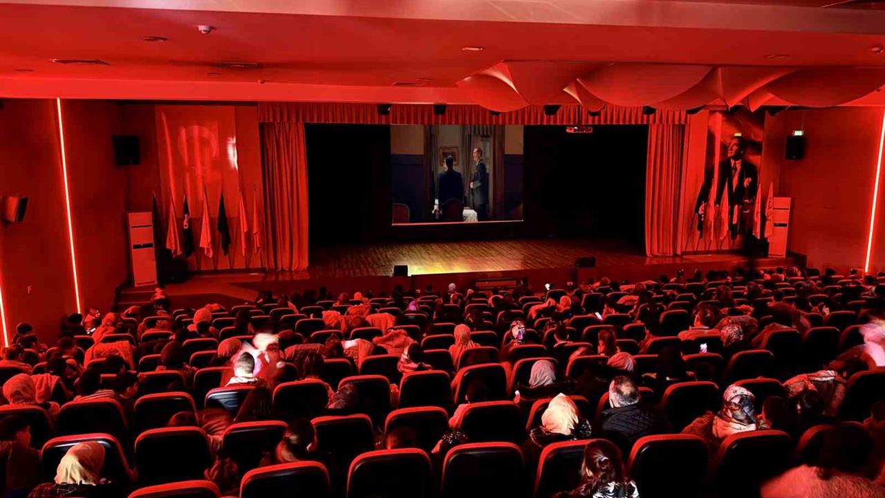 Hacılar'da Sinema Günleri: Cumhuriyet Coşkusu Başlıyor