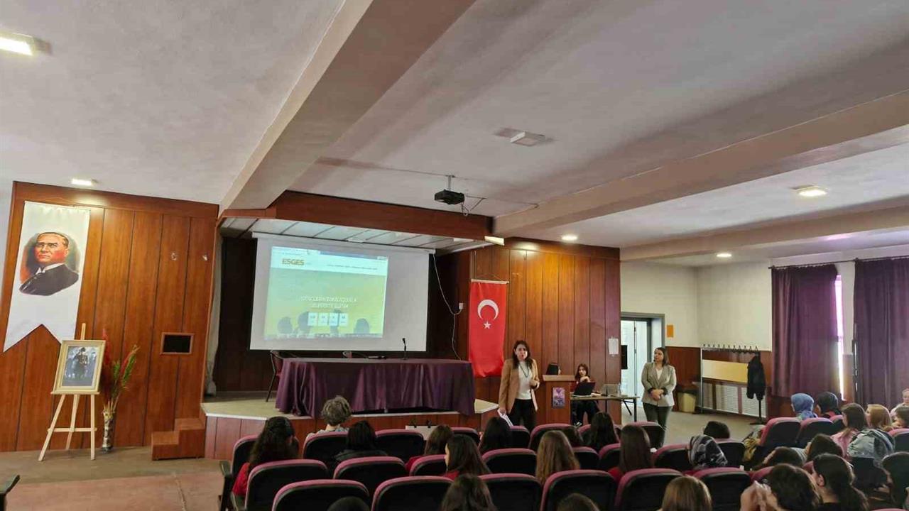 Eskişehir'de Bilimsel Araştırma Eğitimleri Başladı