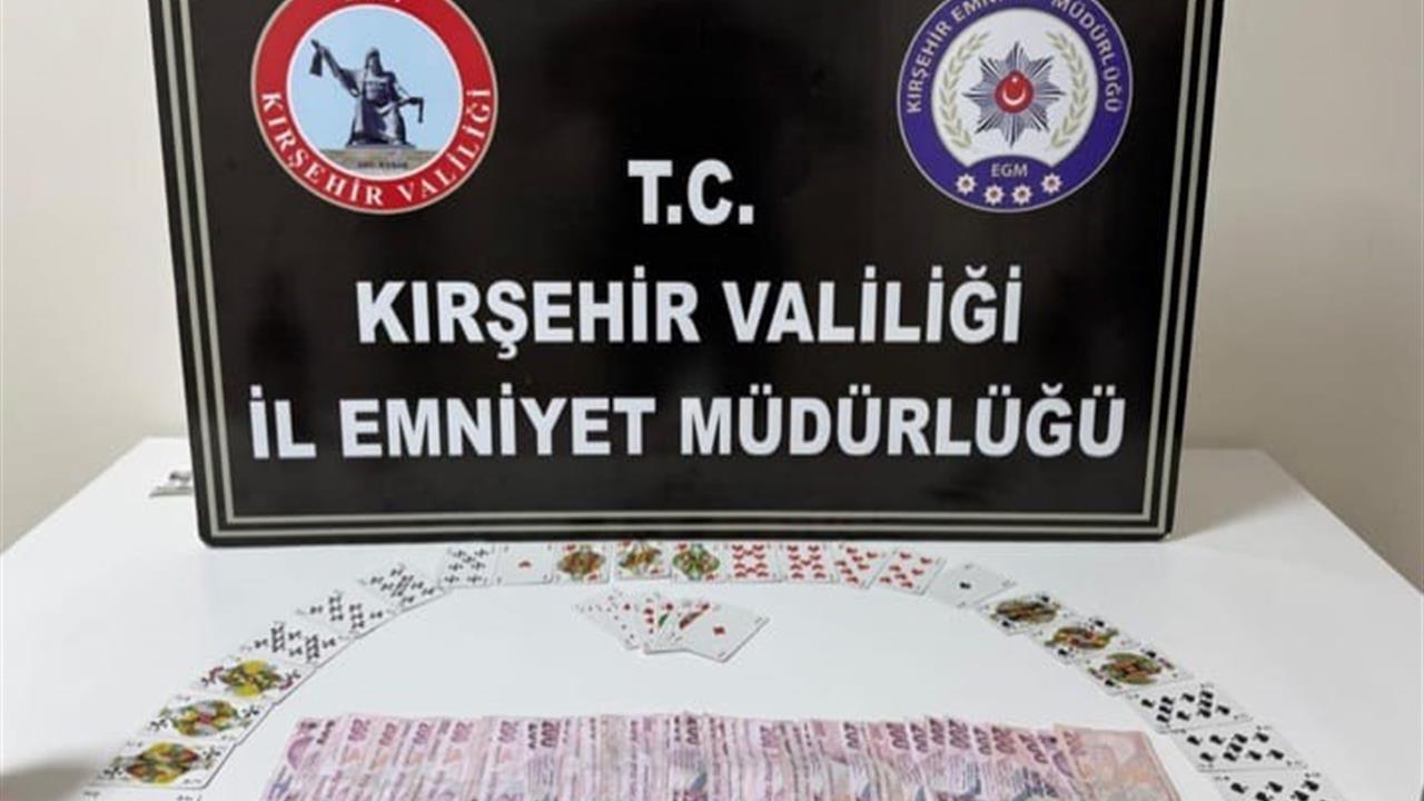 Kırşehir'de Kumar Operasyonu: 4 Kişiye Ceza Kesildi