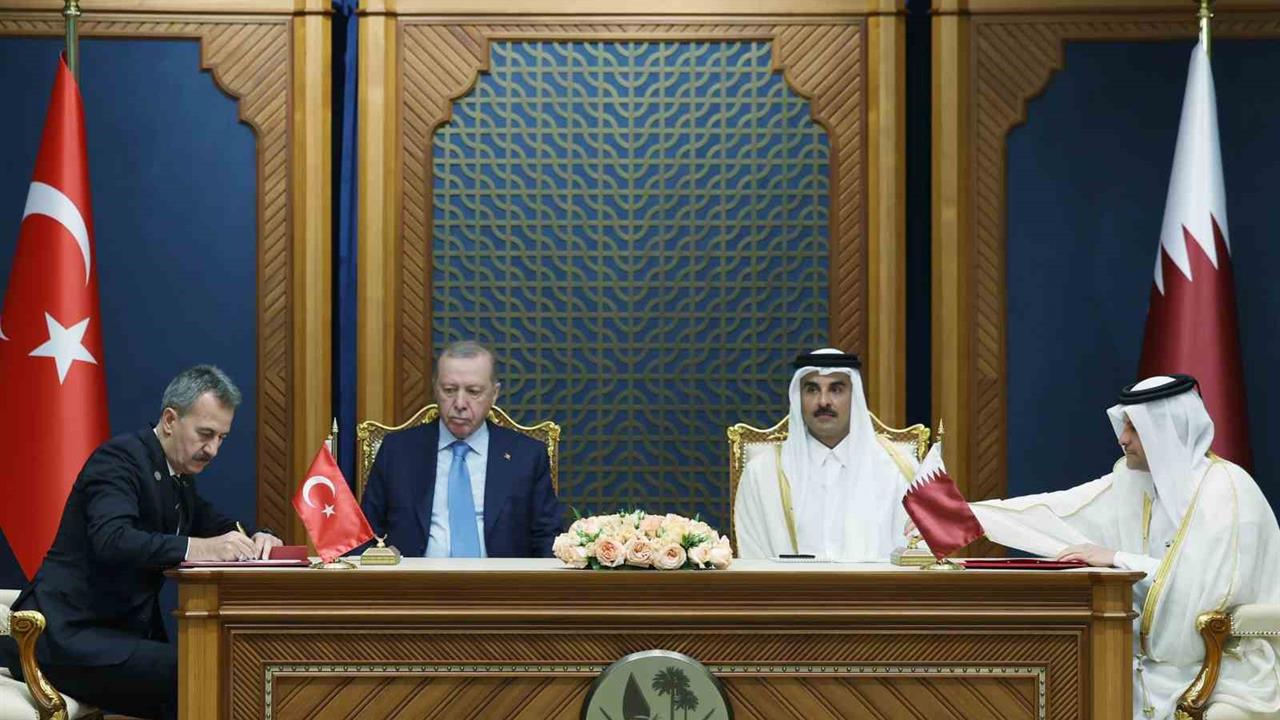 Türkiye ve Katar Arasında Anlaşmalar İmzalandı