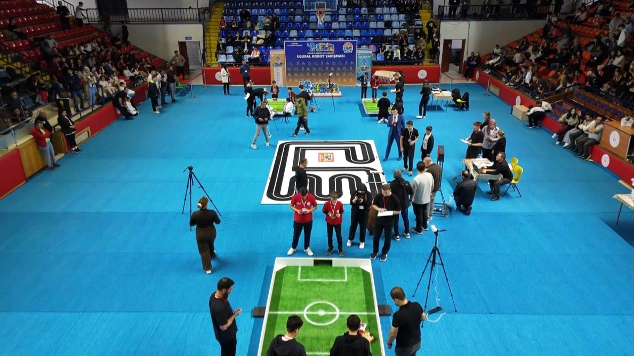 Kütahya’da Ulusal Robot Yarışması Coşkuyla Gerçekleşti