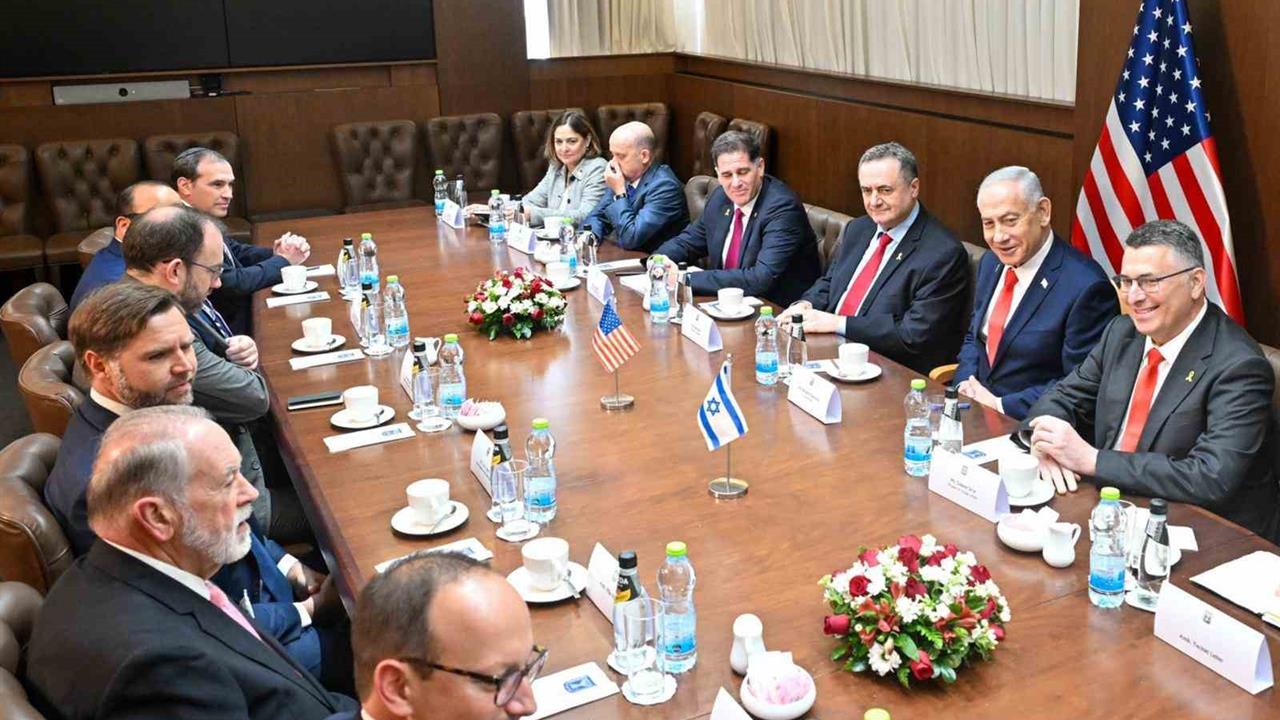 Vance, Netanyahu ile Görüşerek Ortaklık Vurgusu Yaptı