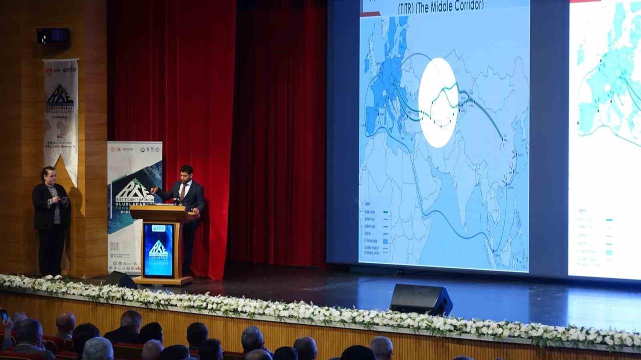 Rize'de Ticaret ve Ekonomi Zirvesi Başladı